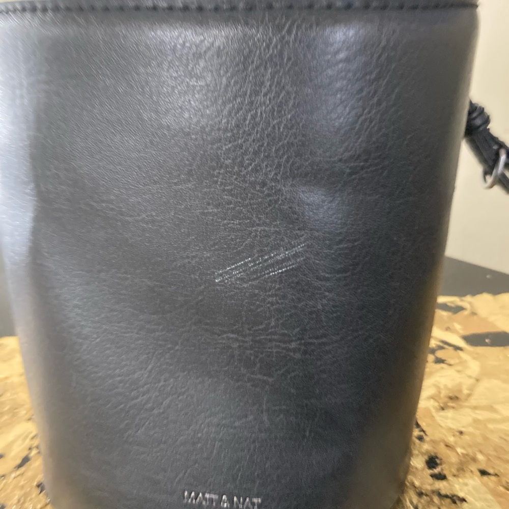 Bucket bag